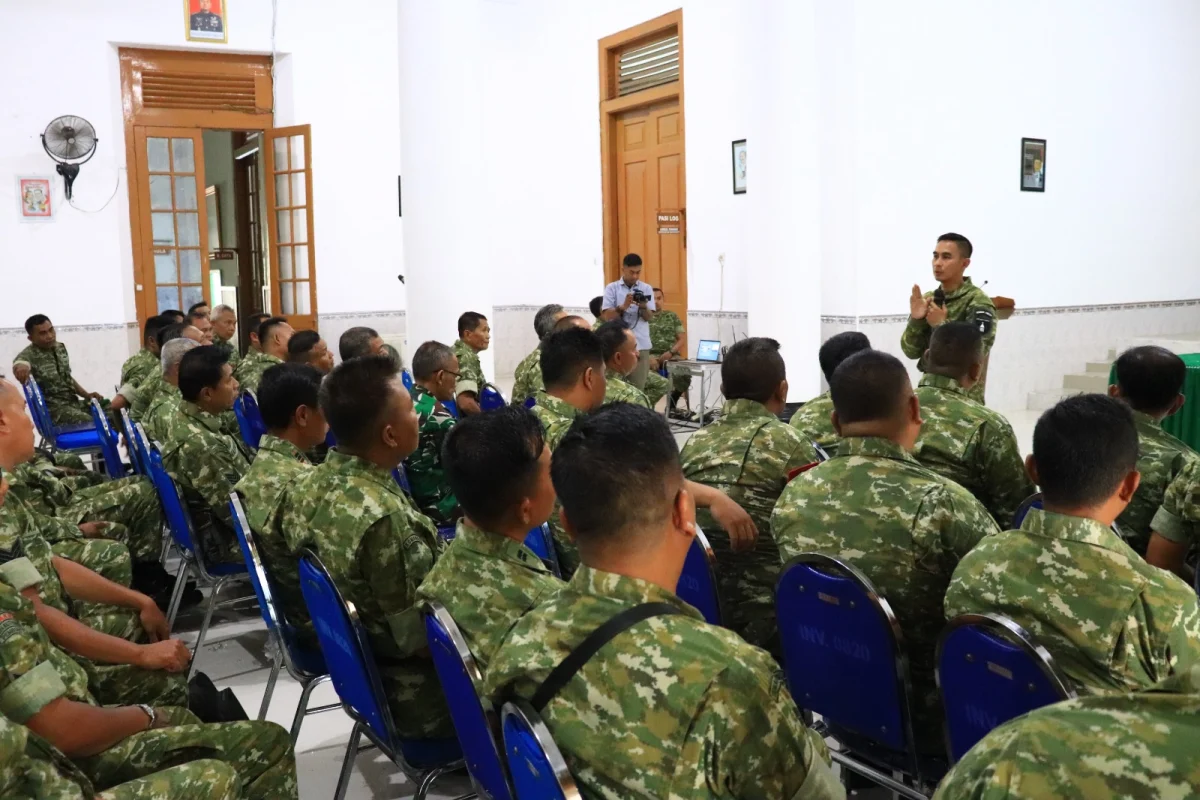 Dandim 0820/Probolinggo Letkol Inf Ribut Yodo Aptiantono Berikan Arahan Terkait Penerimaan Anggota Baru