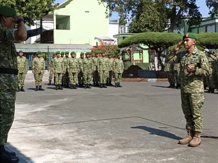 Dandim Pimpin Apel Pelepasan Pindah Satuan Anggota Kodim 0820/Probolinggo