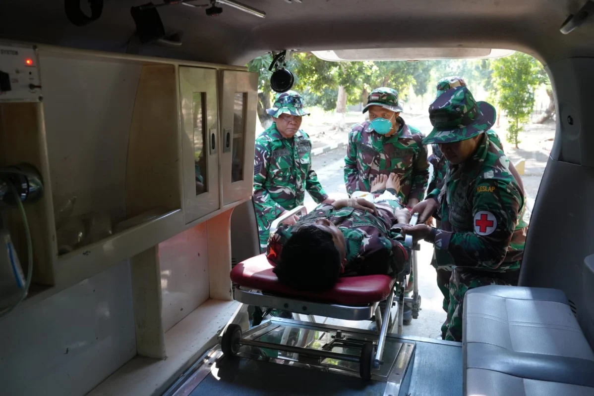 TNI Asah Kemampuan Evakuasi Medis Udara dengan Helikopter Bell 412 dalam Latgabma Keris Woomera 2026