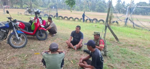 Babinsa Tanjung T Sosialisasikan Rekrutmen TNI AD 2027 di Wilayah Binaan