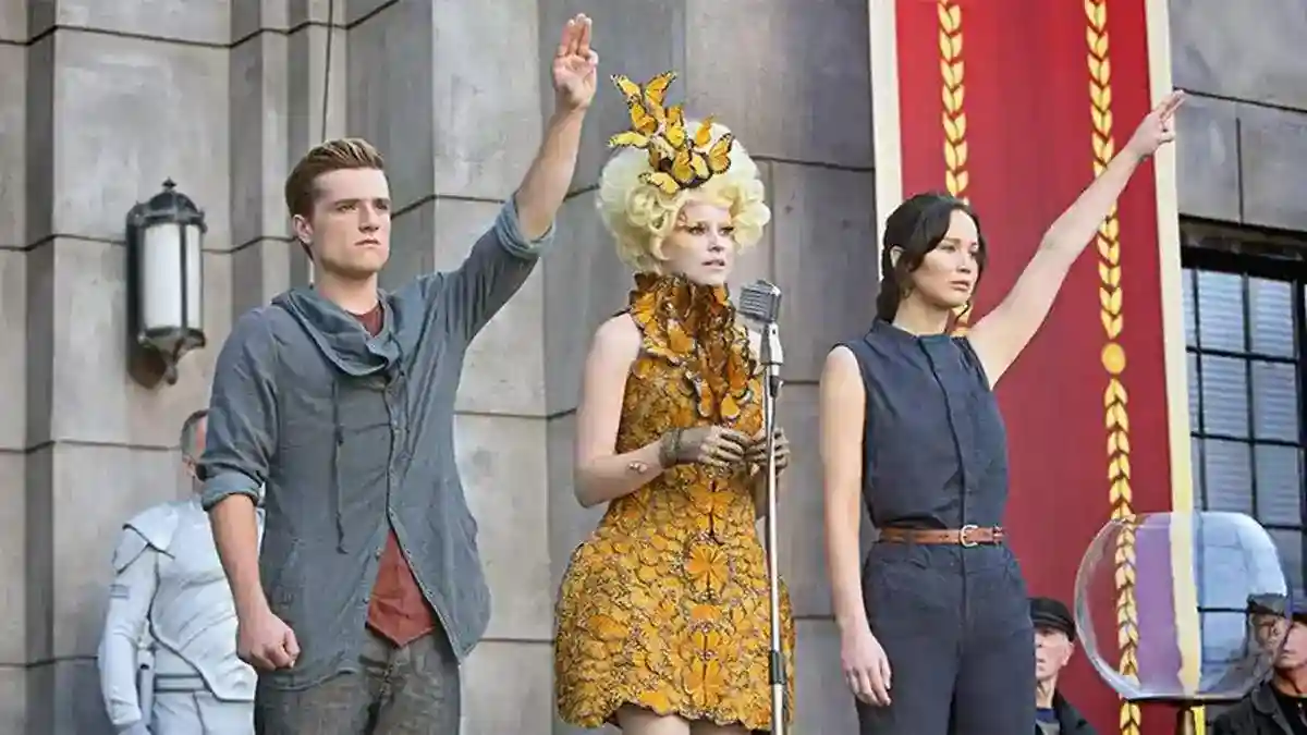 Dari Simbol dalam Hunger Games hingga Isyarat Aksi Massa di Indonesia