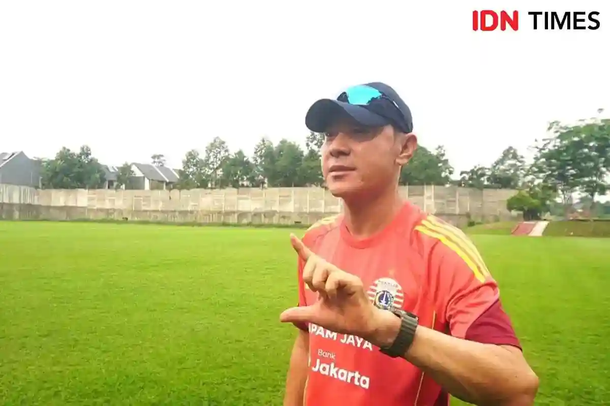 Persija Menanti Rumput JIS Lebih Baik Selama SUGBK Direnovasi