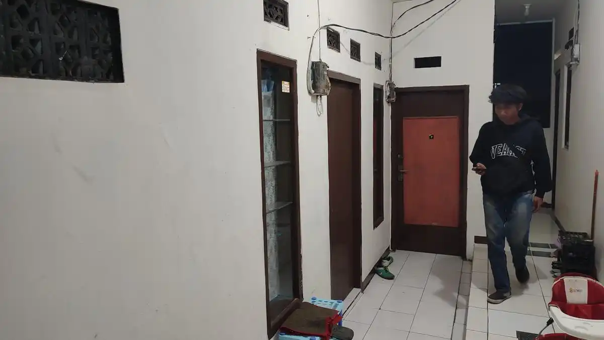 Penggeledahan Densus 88 di Rumah Kontrakan Antapani, Sejumlah Barang Diamankan