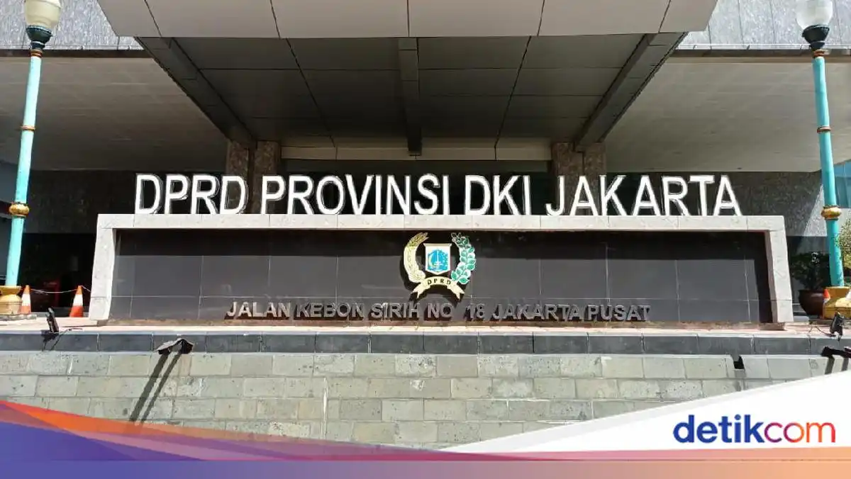Baleg Telaah Usulan Penambahan Kursi DPRD Jakarta hingga 220