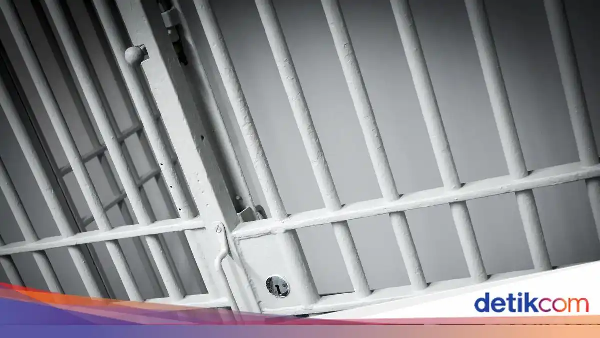Sehari Bekerja, Perempuan Ditangkap Usai Diduga Mengambil Uang dan Ponsel dari Apotek di Jakarta Barat