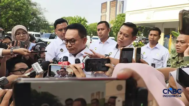 Prabowo Bahas Penanganan Karhutla dan Dampak Asap Bersama Pejabat Terkait