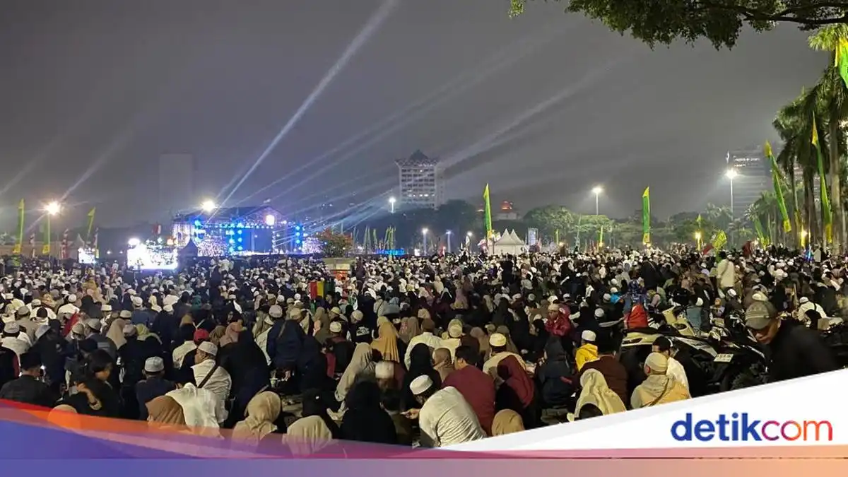 Tablig Akbar di Silang Monas Dihadiri Ratusan Jemaah