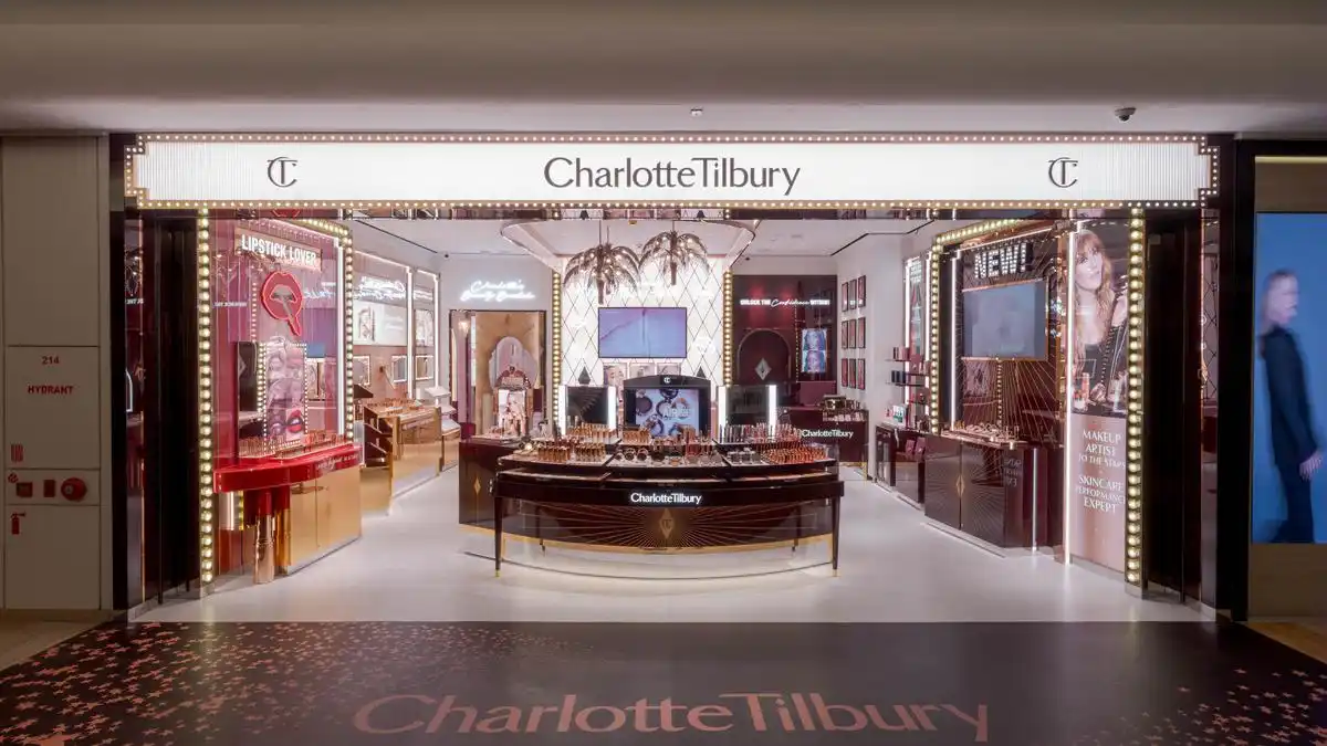 Charlotte Tilbury Buka Beauty Wonderland Pertama di Asia Tenggara dengan Sentuhan Budaya Indonesia