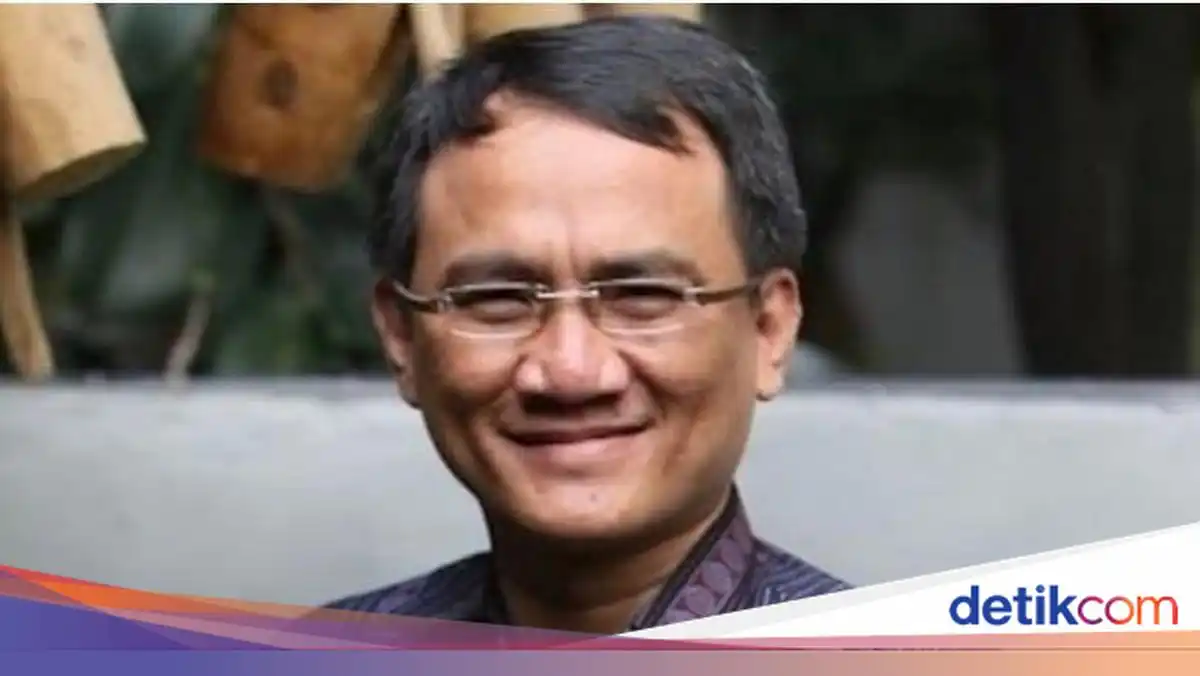 Andi Arief Sebut Pansus DPR Dapat Menjadi Ruang Klarifikasi bagi Gibran