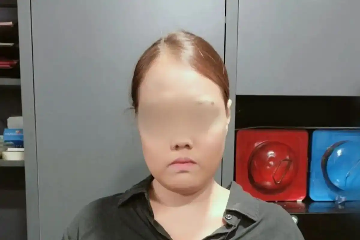 Perempuan Ditangkap Setelah Diduga Mengambil Uang dan iPhone Milik Bos di Cengkareng