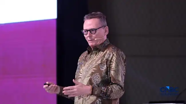 James A. Robinson: Pertumbuhan Ekonomi 8 Persen Memerlukan Institusi Inklusif dan Diversifikasi SDA