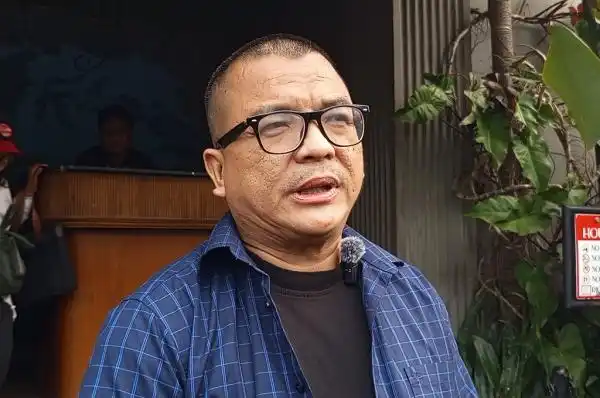 Denny Indrayana Minta DPD Tak Pasif Menyikapi Wacana Pemakzulan Gibran