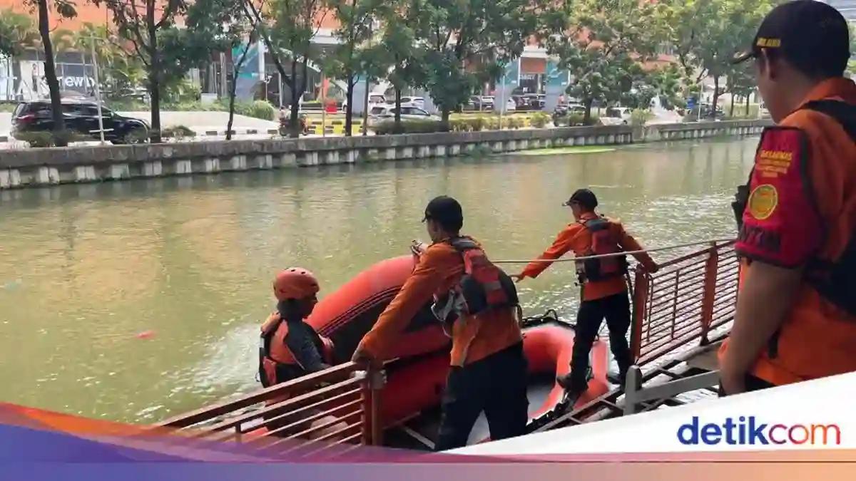 Pencarian Pria yang Diduga Tenggelam di Kalimalang Bekasi