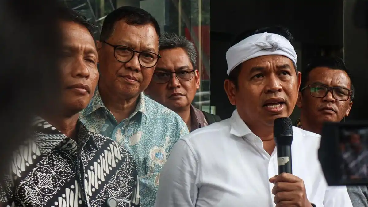 Dedi Mulyadi Minta Maaf Usai Perjalanan di Ciamis Dialihkan ke Jalan Rusak