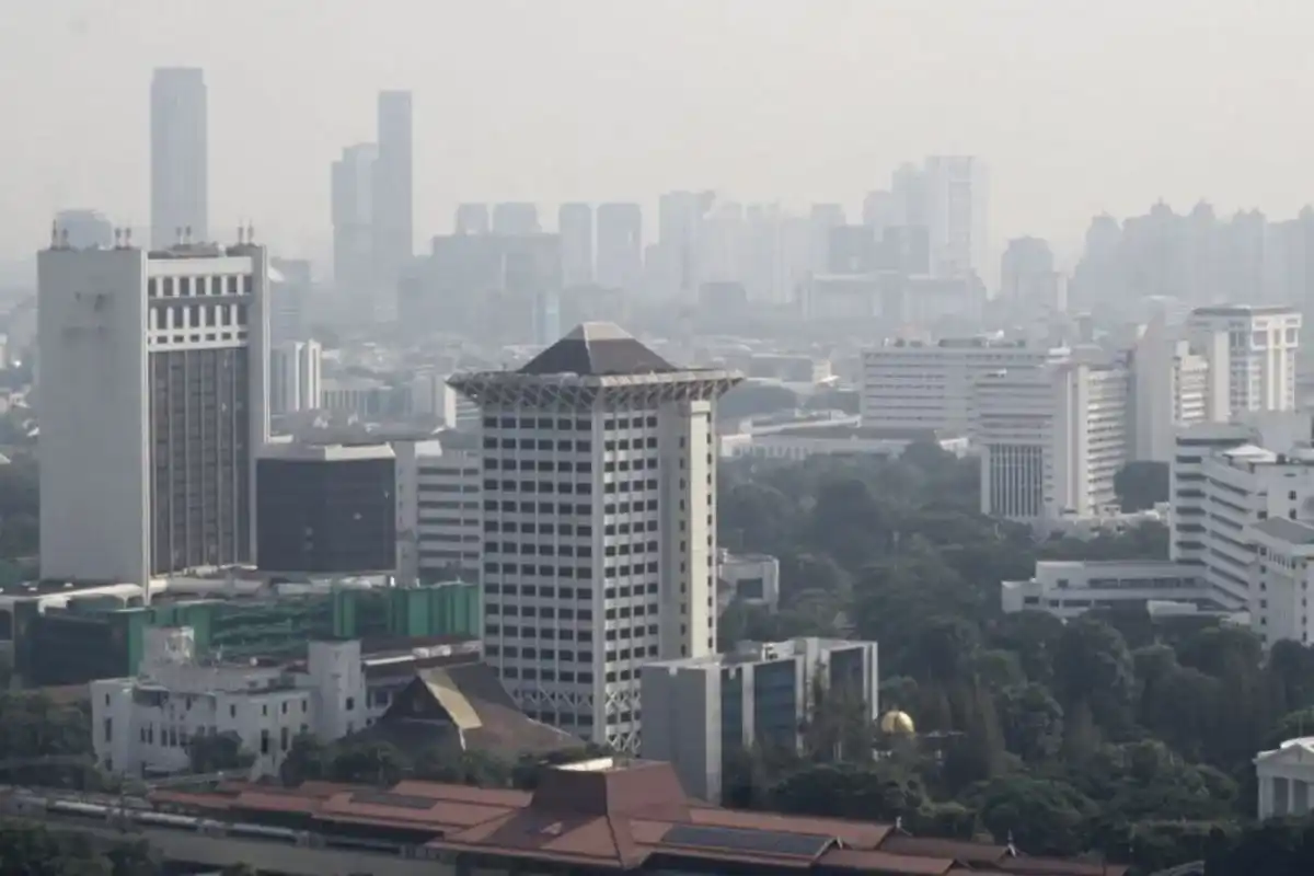 Udara Jakarta Masuk Kategori Tidak Sehat, Warga Diminta