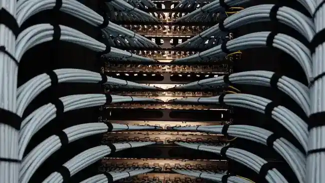 Utang Infrastruktur AI Membengkak, Investor Menimbang Risiko di Tengah Permintaan Tinggi
