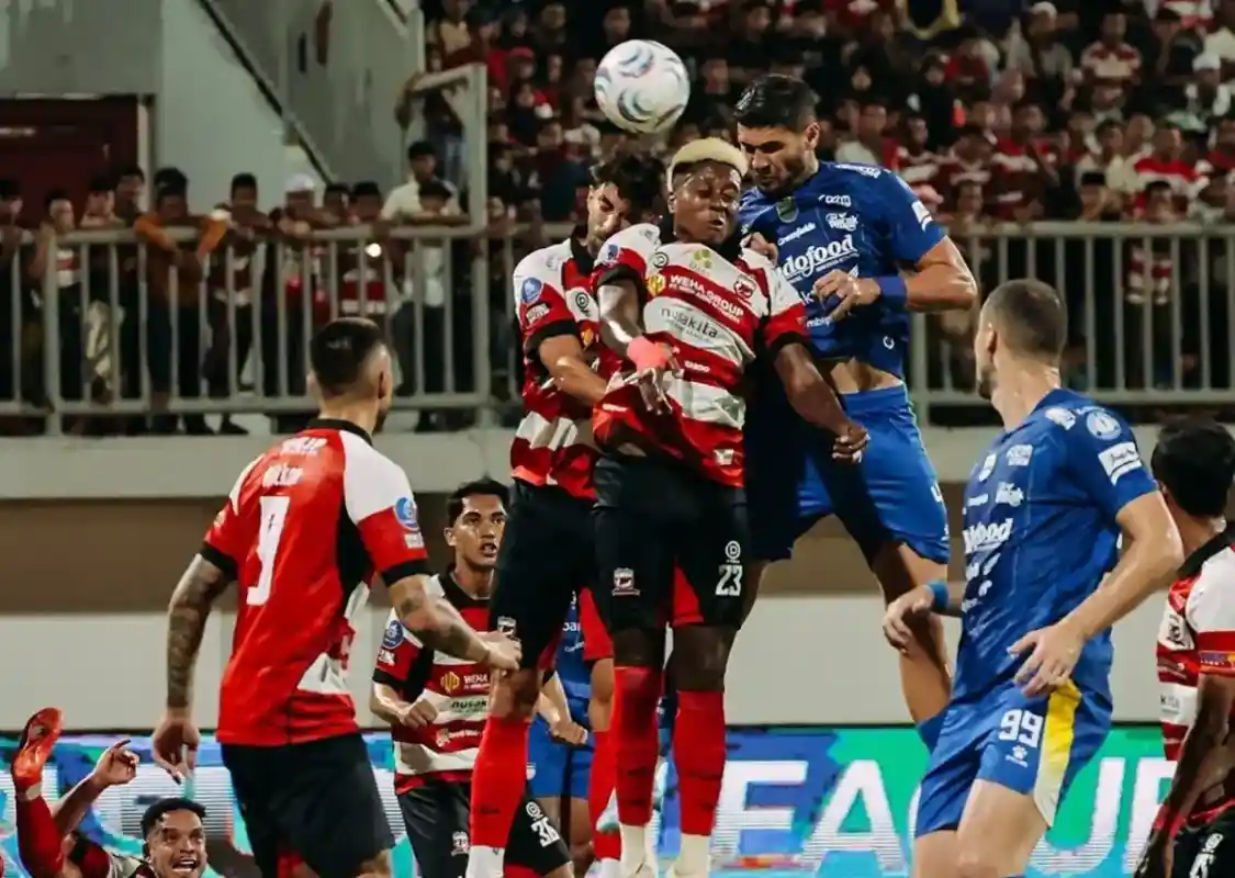 Gol Menit Akhir Gagalkan Persib Membawa Poin dari Pamekasan