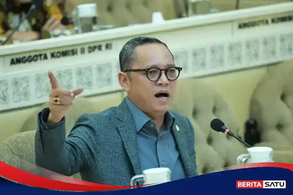 Empat Isu Politik dan Kebijakan yang Menjadi Sorotan di Indonesia