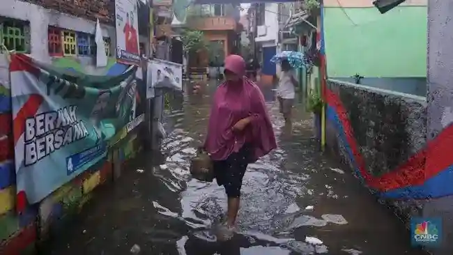 Peringatan Cuaca BMKG 27 Oktober: Potensi Hujan Lebat dan Pemicu Atmosfer